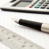 Pen, rekenmachine en rekenlineaal Pen, rekenmachine en rekenlineaal